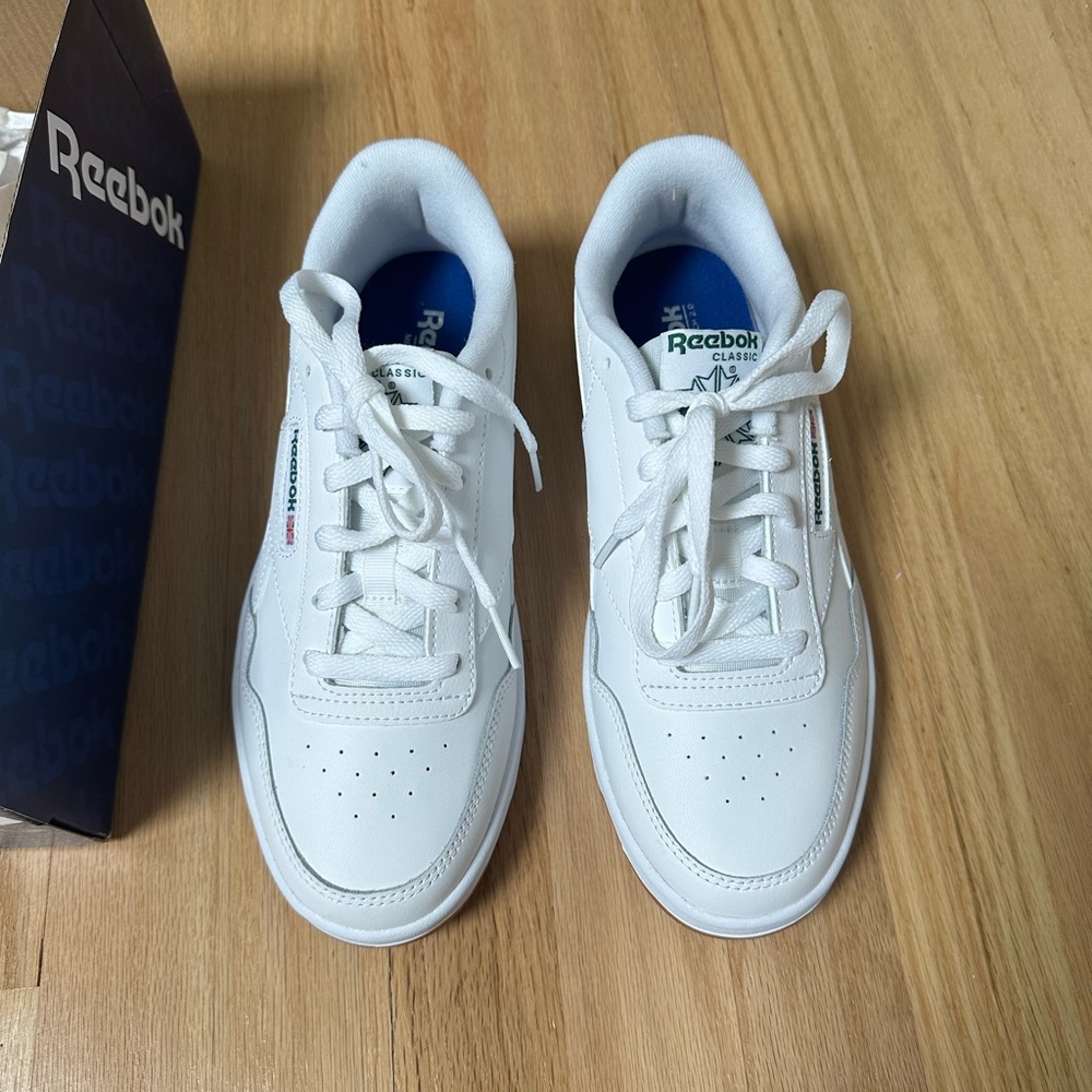 Reebok women tennis shoes